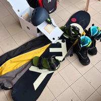 Attrezzatura snowboard completa
