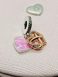 Charm Pandora a Cuore Infinito Scintillante