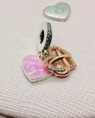 Charm Pandora a Cuore Infinito Scintillante