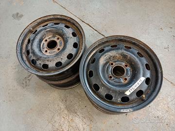 Cerchi 15 pollici Ford