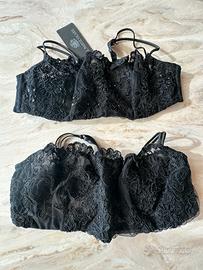 2 reggiseni tg 5 nuovi Italiano