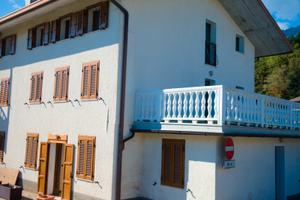 Ampia casa ristrutturata, nel Parco delle Dolomiti