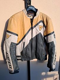giubbotto da moto in pelle Dainese