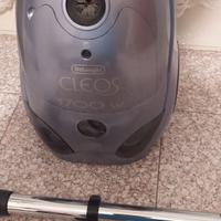 Aspirapolvere a tubo