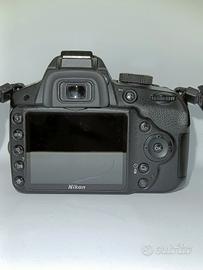 Nikon D3200 usata