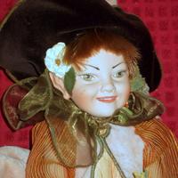 Bambola folletto l'infinito capodimonte