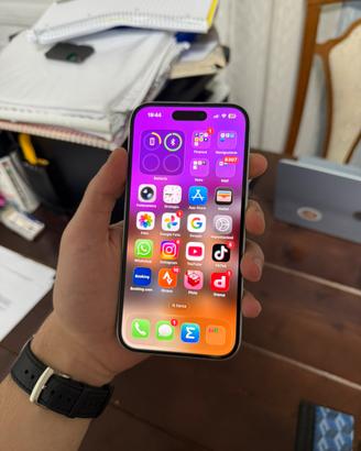 IPHONE 15 128gb batteria 84%