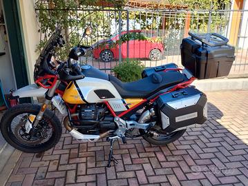 Moto Guzzi v85tt 
