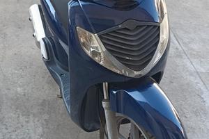 Honda sh150i