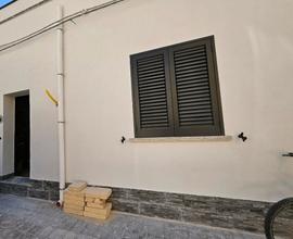 Casa a solo con cortile