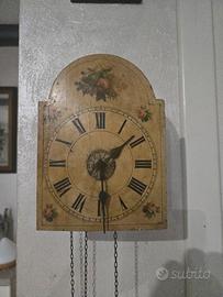 orologio antico con meccanismo meccanico 