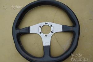 Volante usato Momo TYPE 35 UNIVERSALE