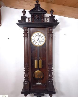 176368 Antico orologio a pendolo a due pesi Vienna