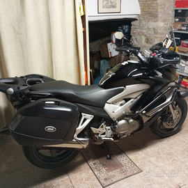 Honda cross runner 800