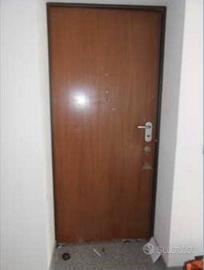 Immobile in asta di 77 m² con 2 locali e box auto 