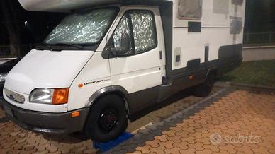 ford transit mansardato 