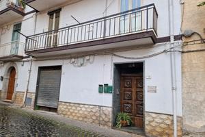 Quadrilocale in discrete condizioni