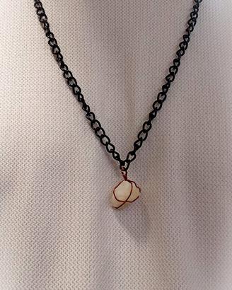 Collana con quarzo(scontata del 50%)