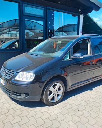 Volkswagen Touran TDI Highline