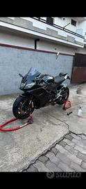 Aprilia Rsv4 R