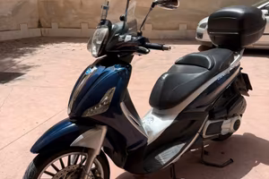Beverly 300 ie