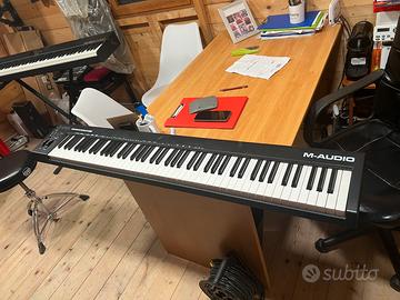 M-Audio Keystation 88 MK3 con borsa Thomann