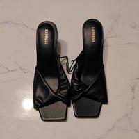 Sandali neri Express - Punta squadrata e nodo 