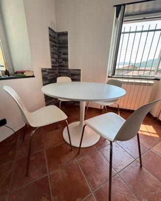 Set Tavolo rotondo DOCKSTA + 4 sedie LIDÅS