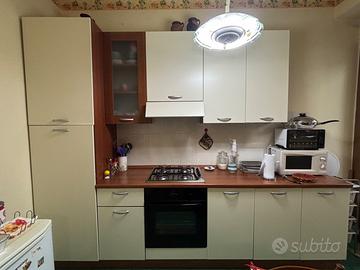 CUCINA COMPLETA – 700 € TRATTABILI