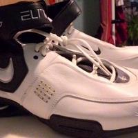 Scarpe basket Nike Elite n.50.5