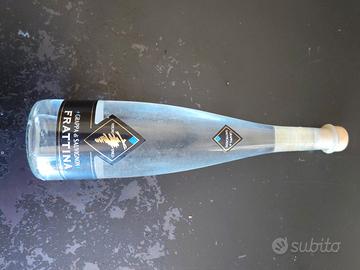 bottiglia grappa Frattina