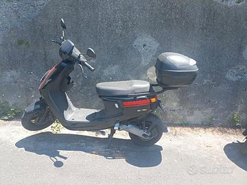 Ciclomotore elettrico Niu M+Lite 50 cc