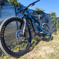 Santa cruz Bullit 2023 3 cc mx