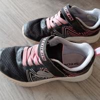 Scarpe Skechers n. 31
