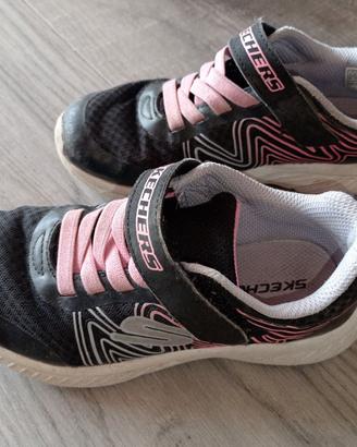 Scarpe Skechers n. 31
