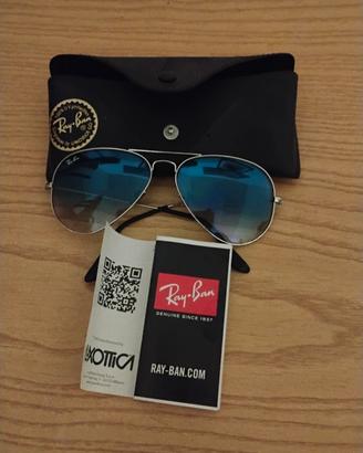 ray ban modello Aviator 