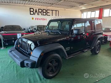 Jeep Wrangler Unlimited 2.8 CRD Gancio PERMUTE RAT