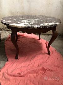 Tavolo da salotto in marmo rosso di Levanto