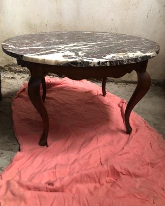 Tavolo da salotto in marmo rosso di Levanto