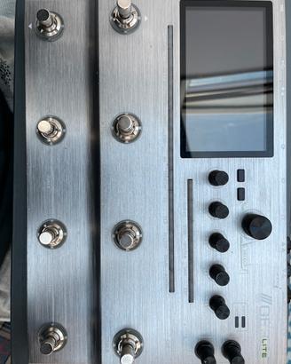 Pedaliera MOOER GE-300lite per chitarra e basso