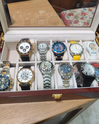 Lotto 35 orologi automatici