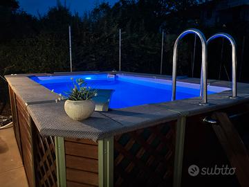 Piscina in legno da esterno
