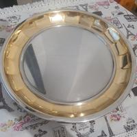 Vassoio in acciaio e oro 