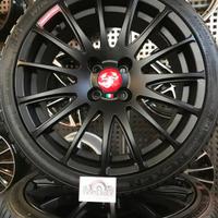 Kit invernale 500 Abarth da 17 pollici nero opaco 