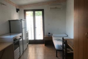 Luminoso Monolocale a Crotone (Da rivato)