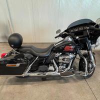 Harley-Davidson Street Glide C.V.O. - 2018
