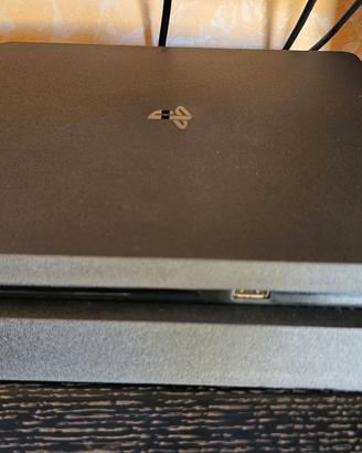 PlayStation 4 slim + controller Nacon