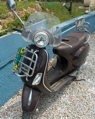Vespa Piaggio LX150 ie