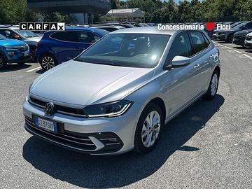Volkswagen Polo VI 2022 1.0 tsi Style 95cv