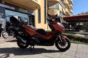 HONDA ADV 350 TUTTO INCLUSO ANCHE PASSAGGIO! MIN
